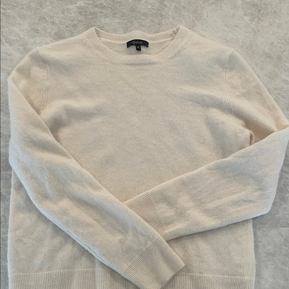 Quince Cream Crewneck Sweater - Medium